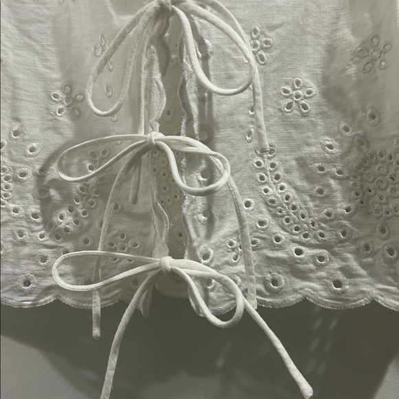Pants Store White Eyelet Tie Front Top - Picture 3 of 4